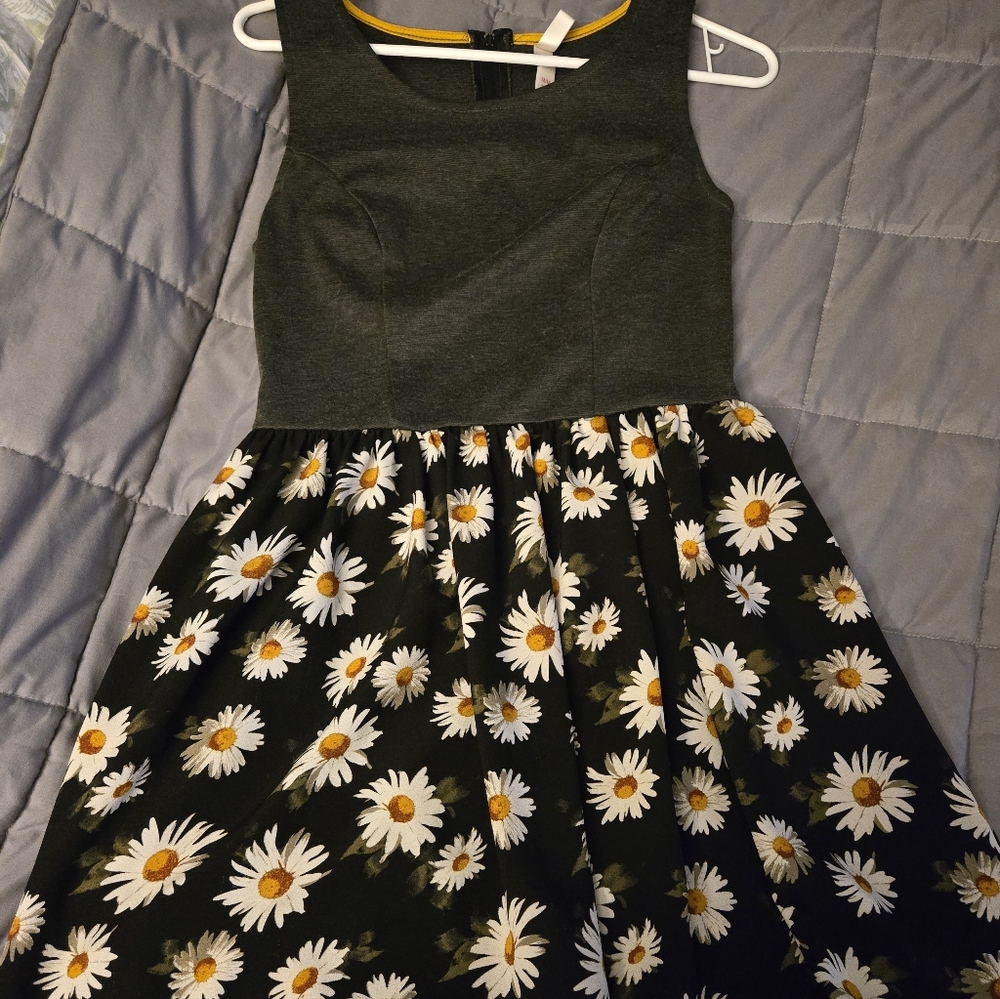Floral Sleeveless Dress